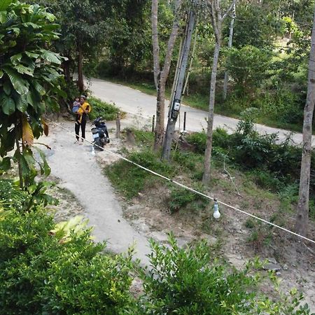 Baan Panseng Bungalow Ko Kut エクステリア 写真