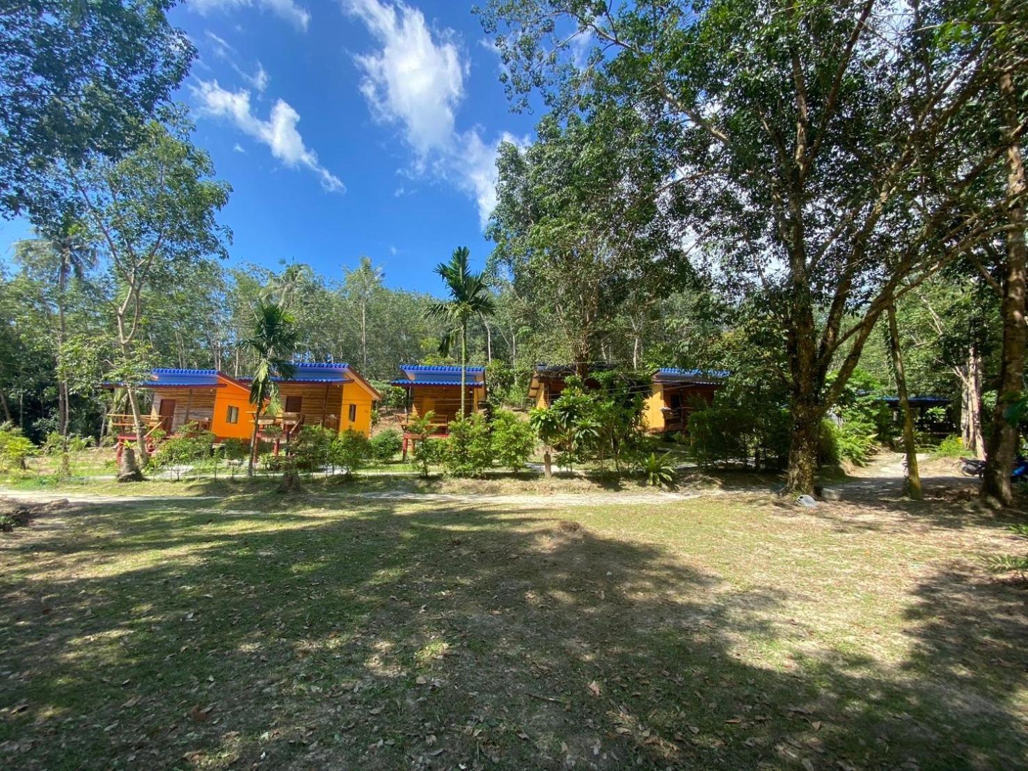 Baan Panseng Bungalow Ko Kut エクステリア 写真