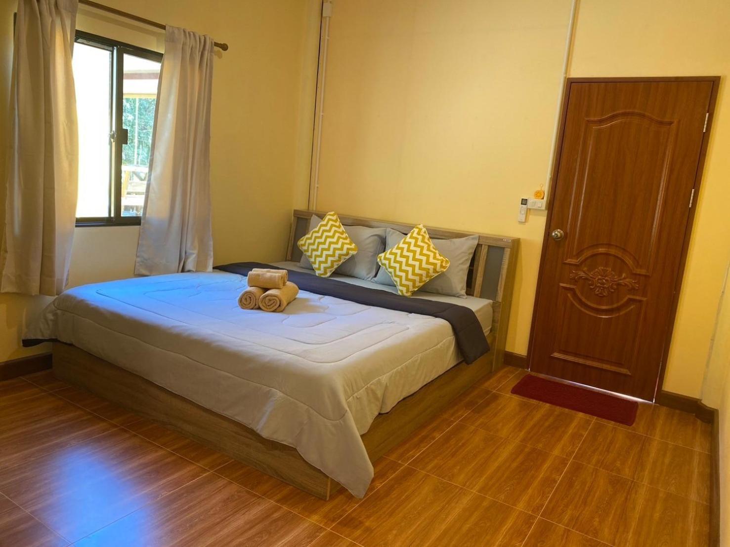 Baan Panseng Bungalow Ko Kut エクステリア 写真